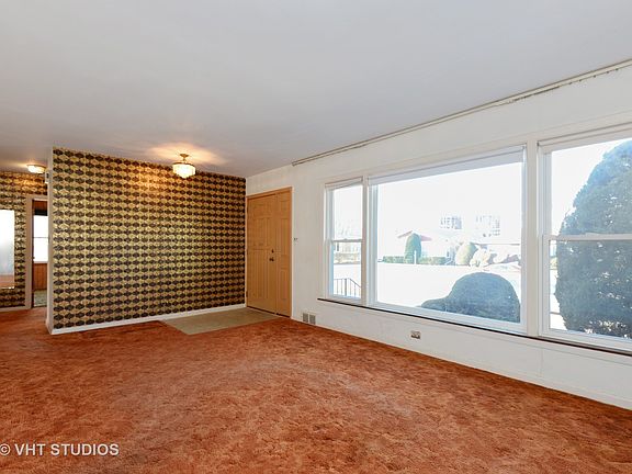 3rd image of 8427 Central Park Ave
