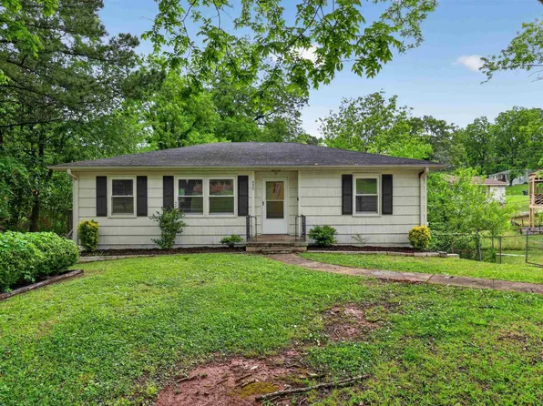 9804 Greenlee Rd, Birmingham, AL 35215