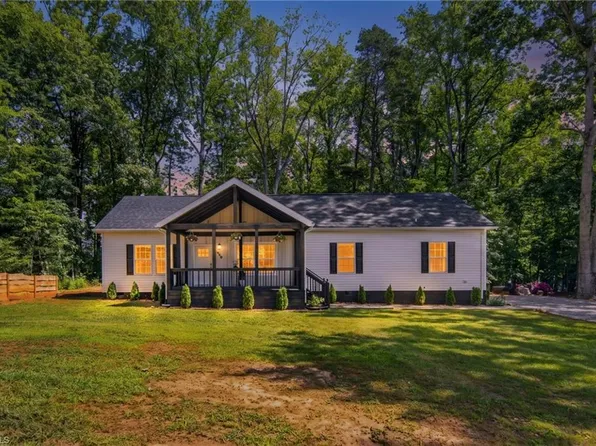 7416 Friendship Church Rd, Browns Summit, NC 27214