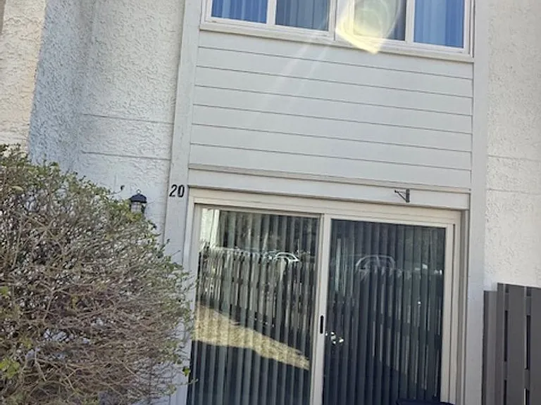 26 S Forest Beach Dr #20 — Photo 21