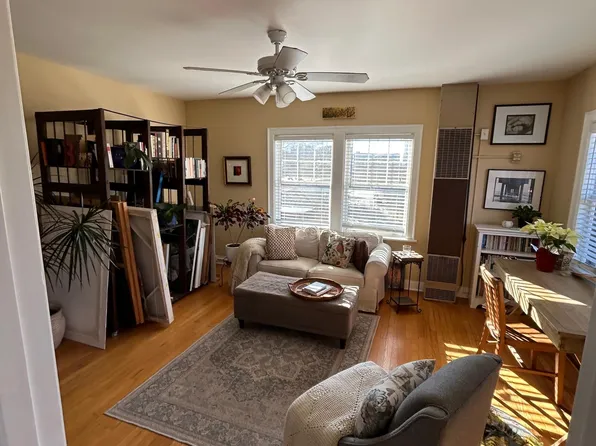 137 E Chestnut St #5, Asheville, NC 28801