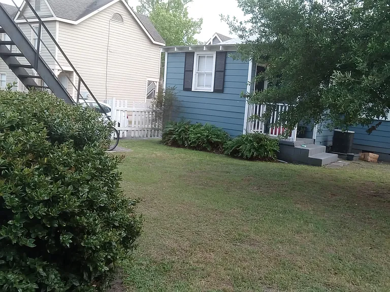 520 E Hall Ln — Photo 27
