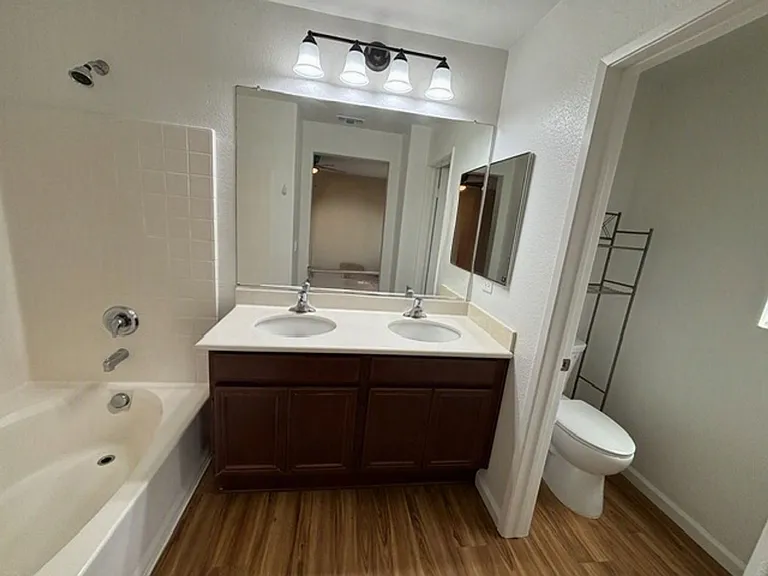 642 W Brewer Rd #122 — Photo 7
