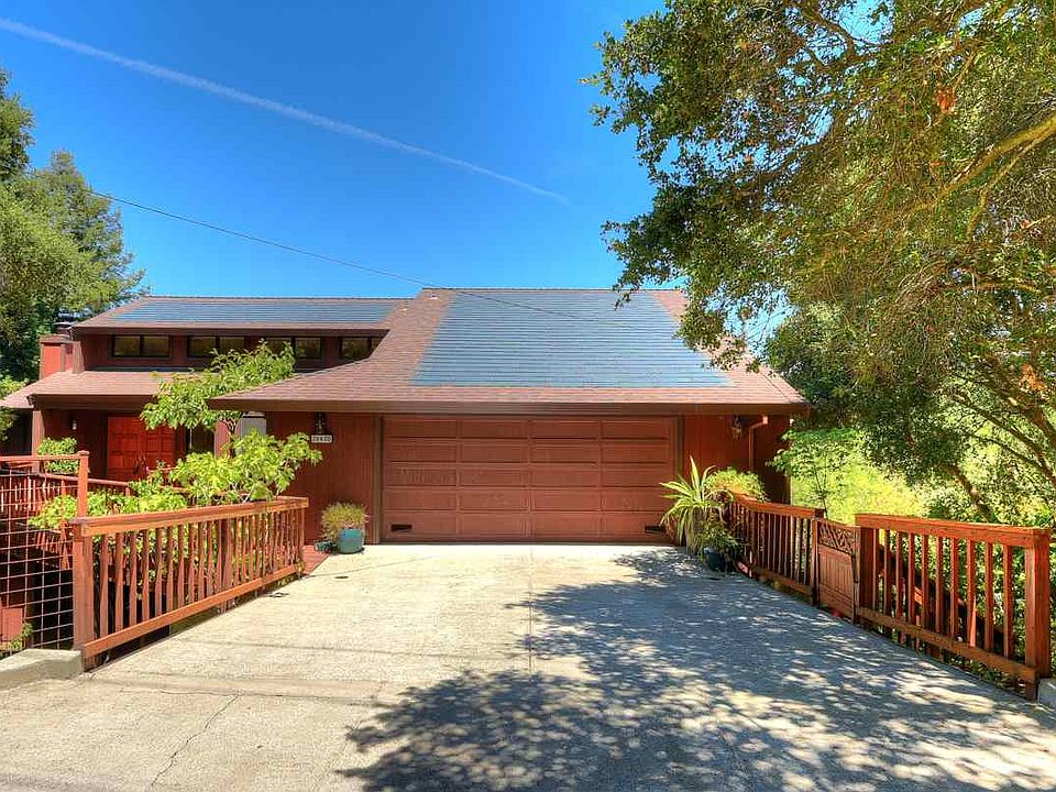 1st image of 26420 Parkside Dr