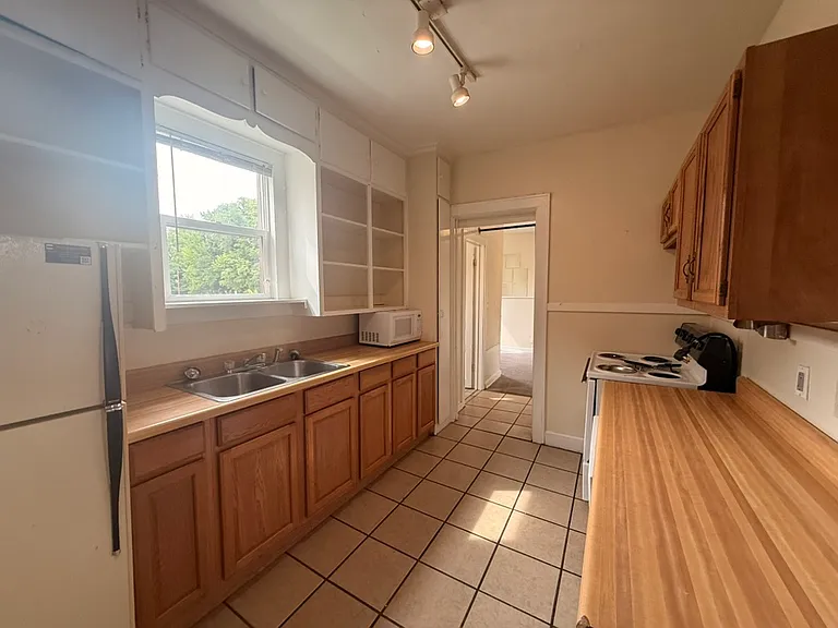 1420 W Michigan Ave #1 — Photo 12