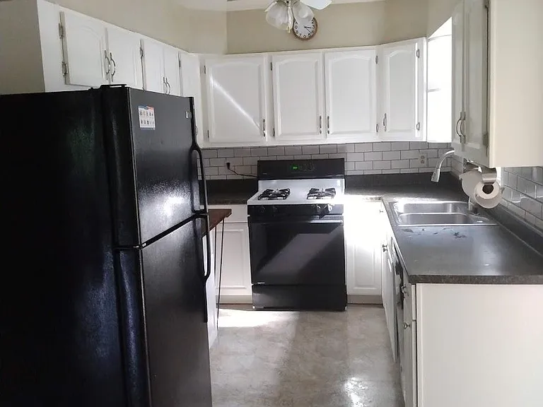 2859 Ashby Rd — Photo 4