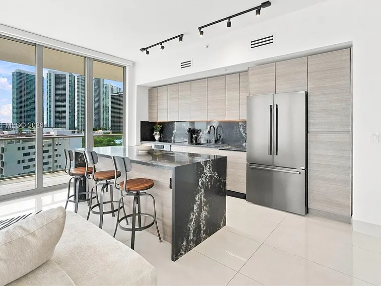 3470 E Coast Ave #H0901 — Photo 5