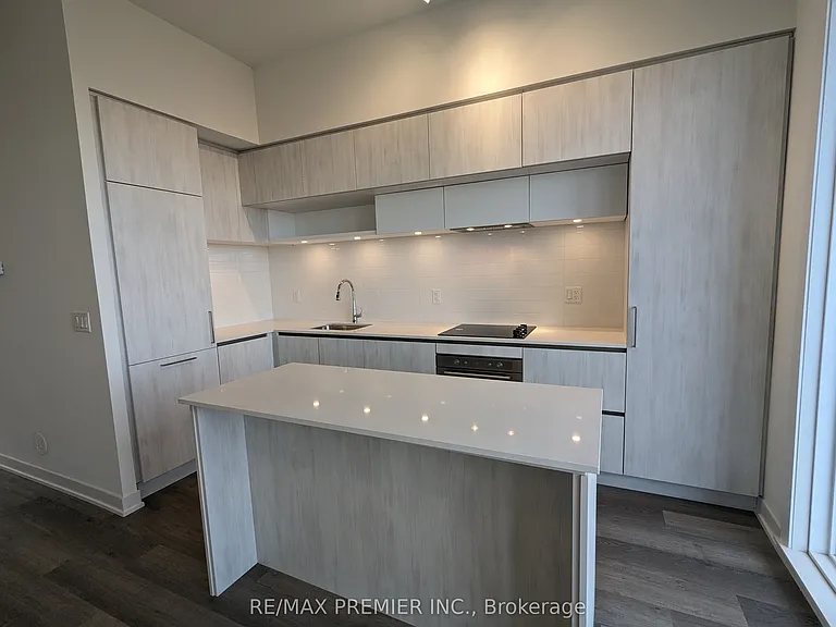 11 Steckley House Ln #411 — Photo 5