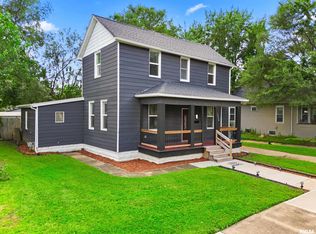 1008 Market St, Pekin, IL 61554