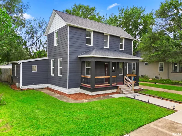 1008 Market St, Pekin, IL 61554