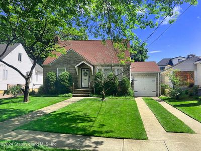 85 Allison Ave, Staten Island, NY, 10306