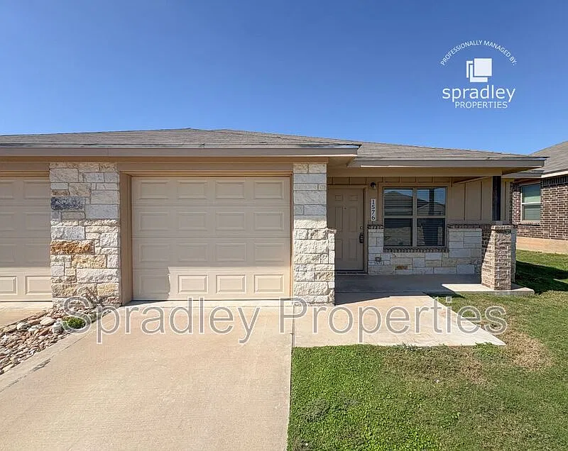 1576 Kal Ct