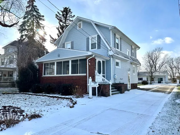 147 Erie St, Oak Harbor, OH 43449