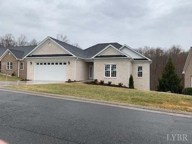1st image of 107 Glenbrooke Dr