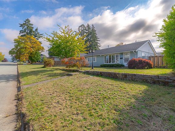 3rd image of 3968 Glenside Rd