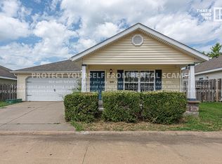 1155 S Craftsman St, Fayetteville, AR 72704