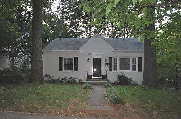 1st image of 700 Longview St