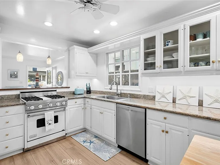 117 Amethyst Ave — Photo 14