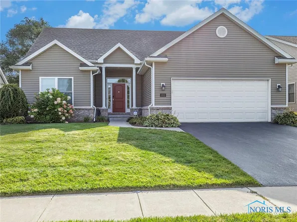 1002 Plumcreek Rd, Toledo, OH 43615