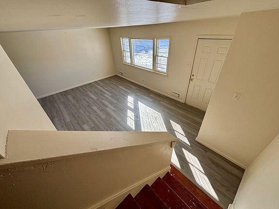 2nd image of 1620 26th St