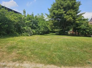 2 Washburn Ave, Fairhaven, MA 02719