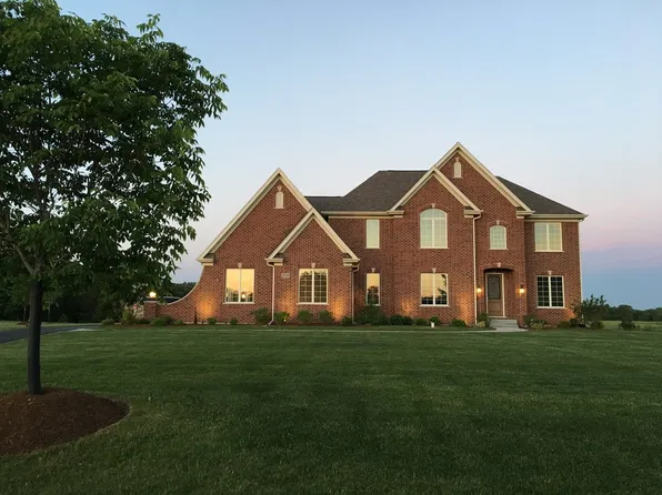 23215 N Enclave Rd, Lake Barrington, IL 60010