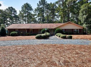 15 Bobolink Rd, Foxfire Village, NC 27281