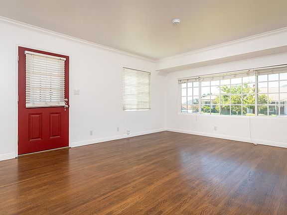 3rd image of 3021 Ashwin Dr APT A