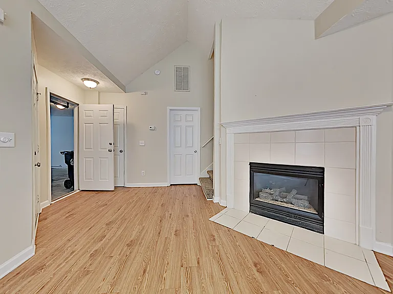 105 Unity Cv — Photo 5
