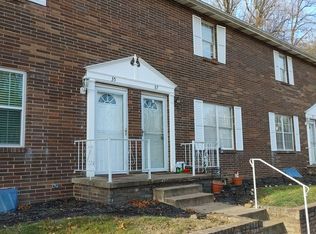 37 Campbell Dr, Parkersburg, WV 26104