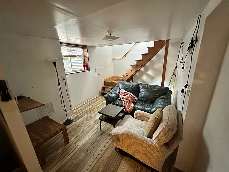 324 E Uintah St — Photo 18
