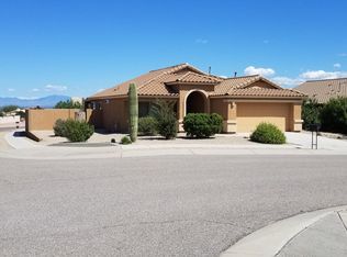 1590 N Rio La Junta, Green Valley, AZ 85614