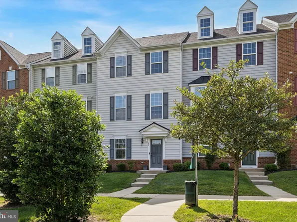 20 Chamberlain Ct, Glen Mills, PA 19342