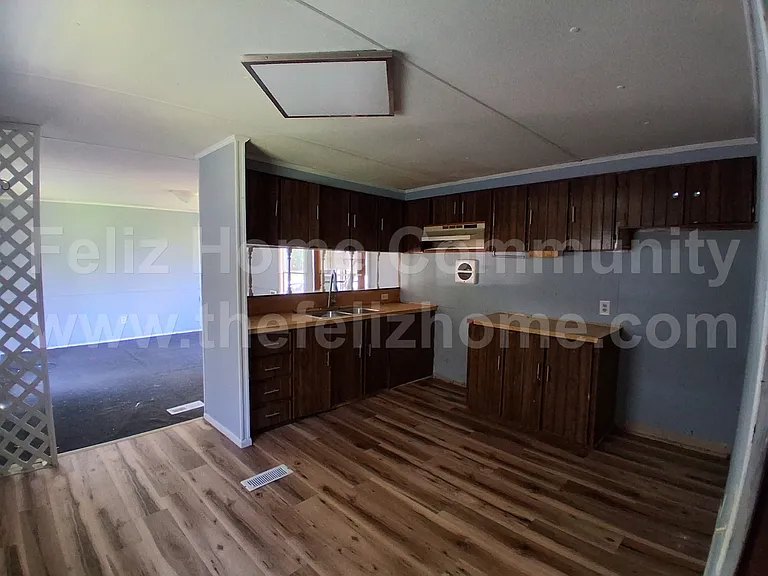 3940 Cloverdale Rd #5B — Photo 5