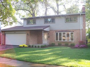 816 Carnation Ln, Matteson, IL 60443