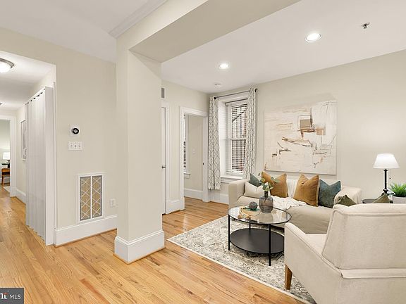 5th image of 1807 California St NW APT T1