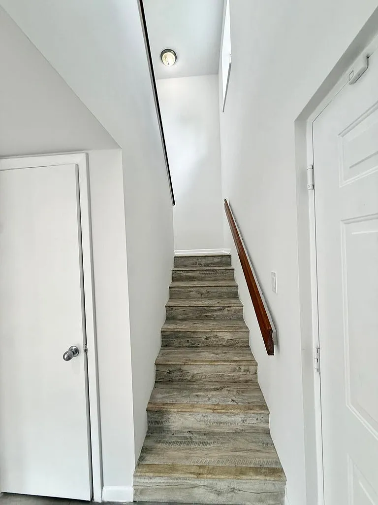3 bed, 1423 sqft, $3,000 — Photo 3
