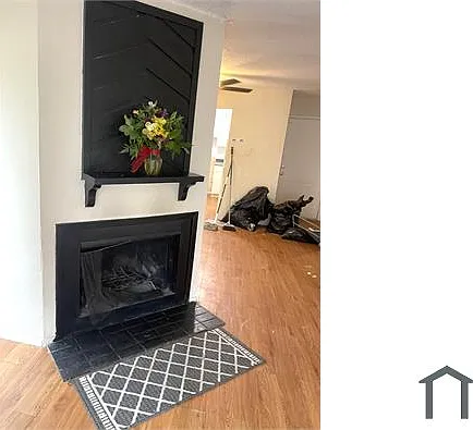 1902 W Loop #A — Photo 9