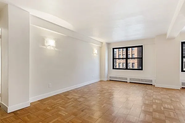 Sold by Compass | media 4