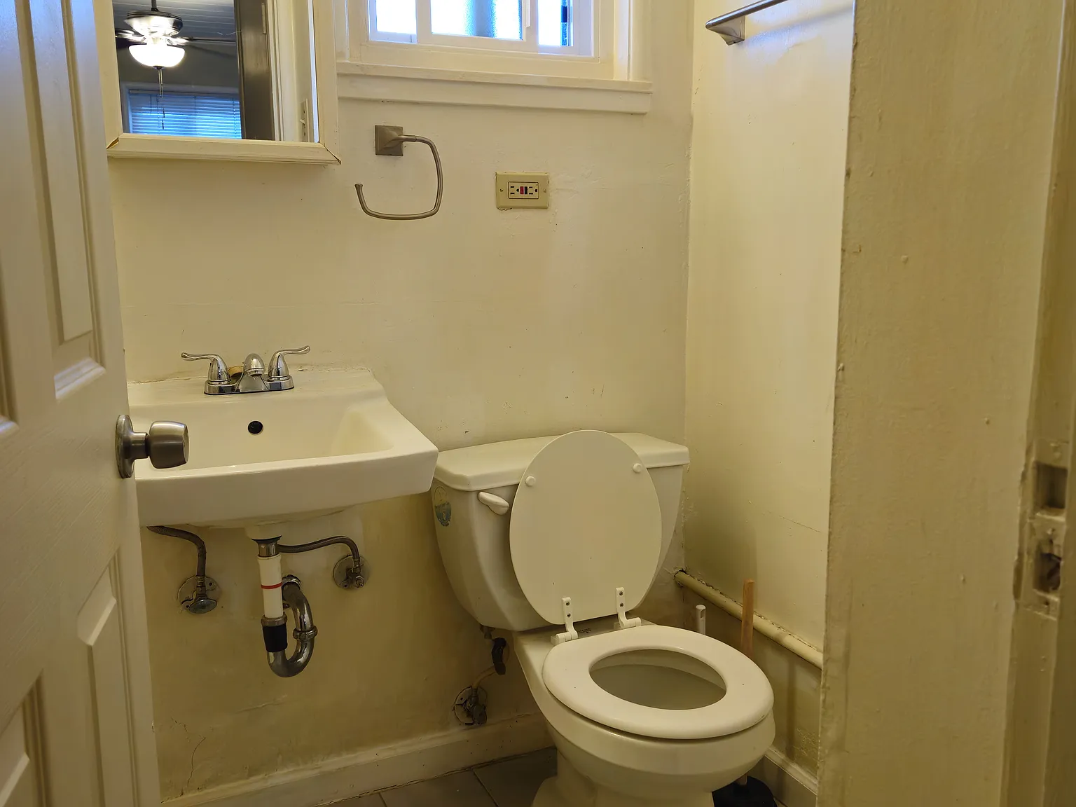 1 bed, 450 sqft, $1,975 — Photo 3