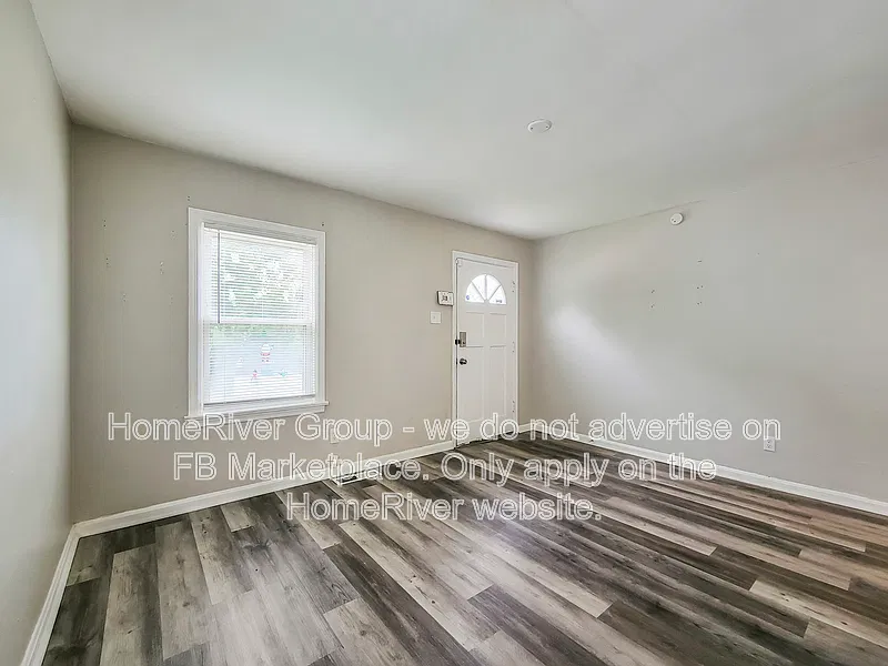 2 bed, 1.0 bath, 840 sqft, $1,250 — Photo 2