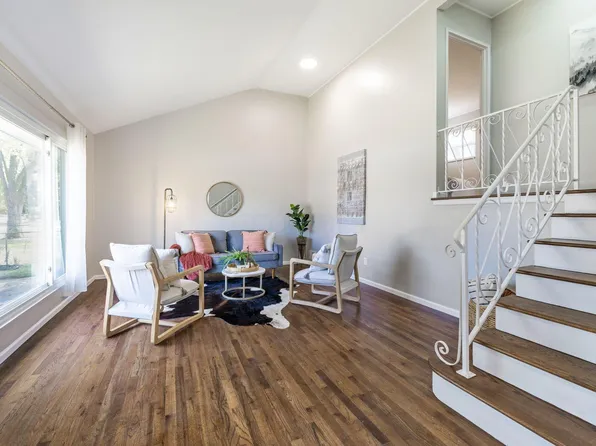 1149 Billie Dr, Columbus, OH 43227