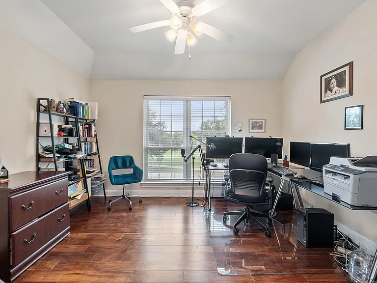2147 Hilton Head Dr — Photo 23
