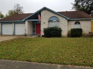10527 Huntington Wood Dr, Houston, TX 77099