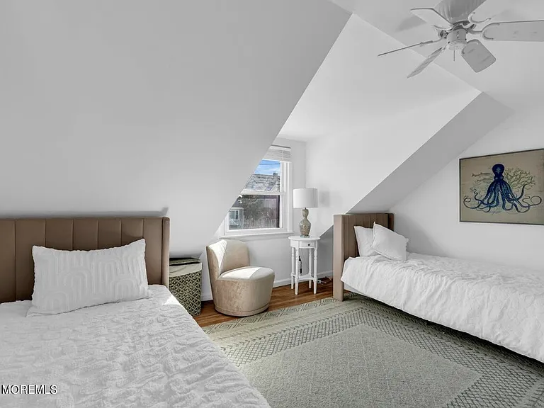 1403 Ocean Ave — Photo 12