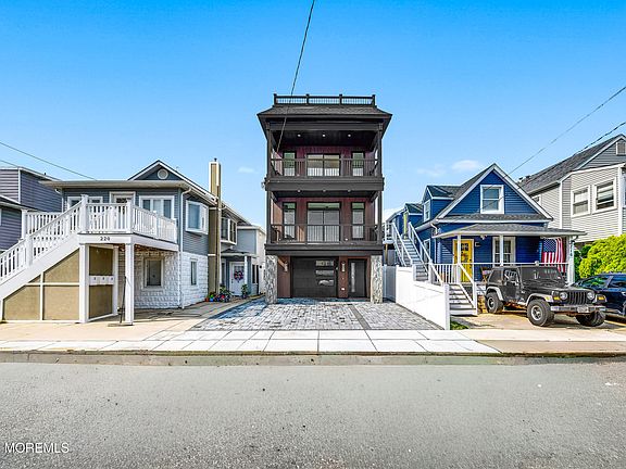2nd image of 218 Webster Avenue