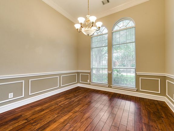 4th image of 4544 Tuscany Dr