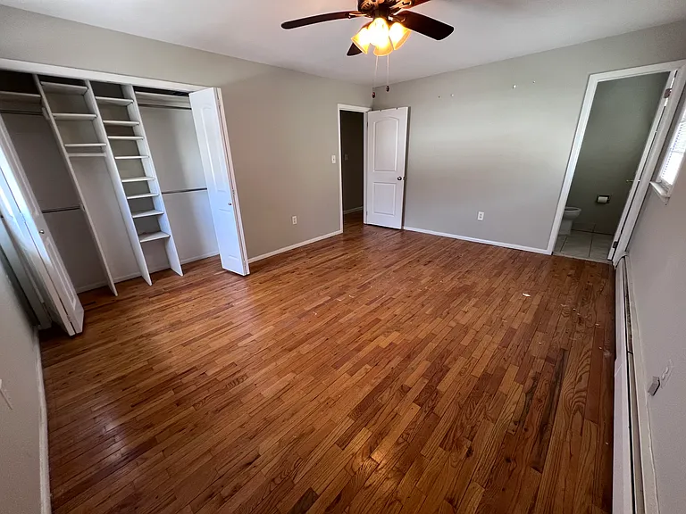 470 Livermore Ave #2 — Photo 5