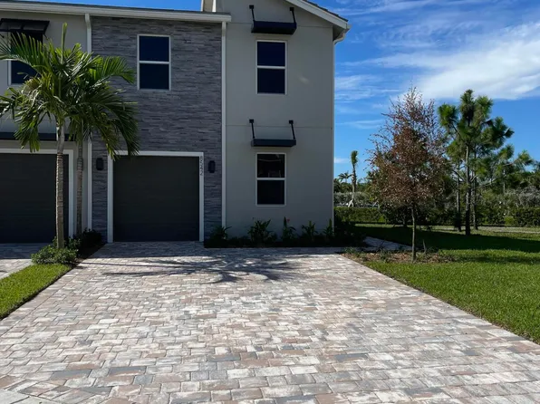 8542 Via Mar Rosso, Lake Worth, FL 33467
