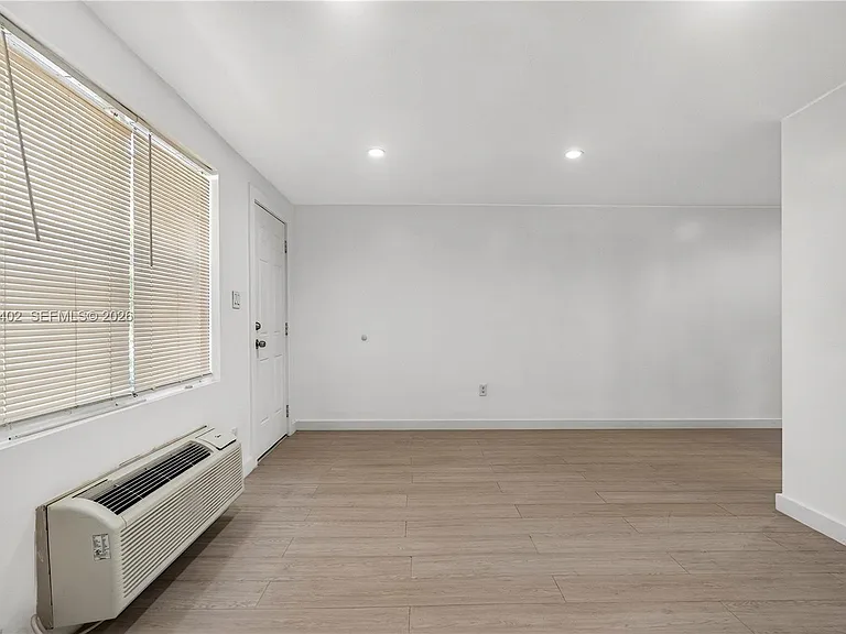 5800 Taylor St #2 — Photo 7